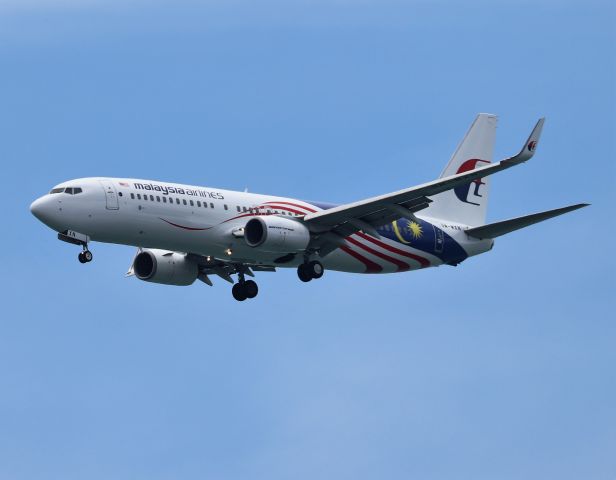 Boeing 737-800 (9M-MXN)