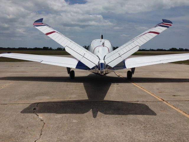 Beechcraft Bonanza (36) (C-GXJX)