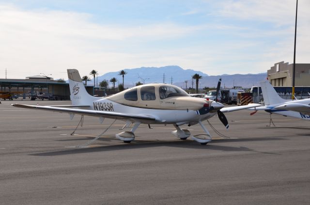 Cirrus SR-22 (N193SR) - Cirrus with an awesome paint scheme!