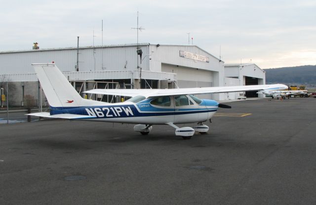 Cessna Cardinal (N621PW) - at Queen City