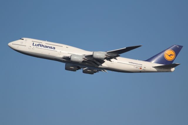 BOEING 747-8 (D-ABYJ)