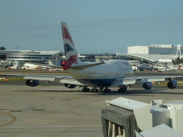 Boeing 747-400 (G-BNLS)