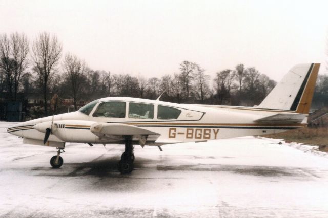 Grumman GA-7 Cougar (G-BGSY) - Seen here in Feb-85.br /br /Reregistered D-GUSY 18-Dec-20.