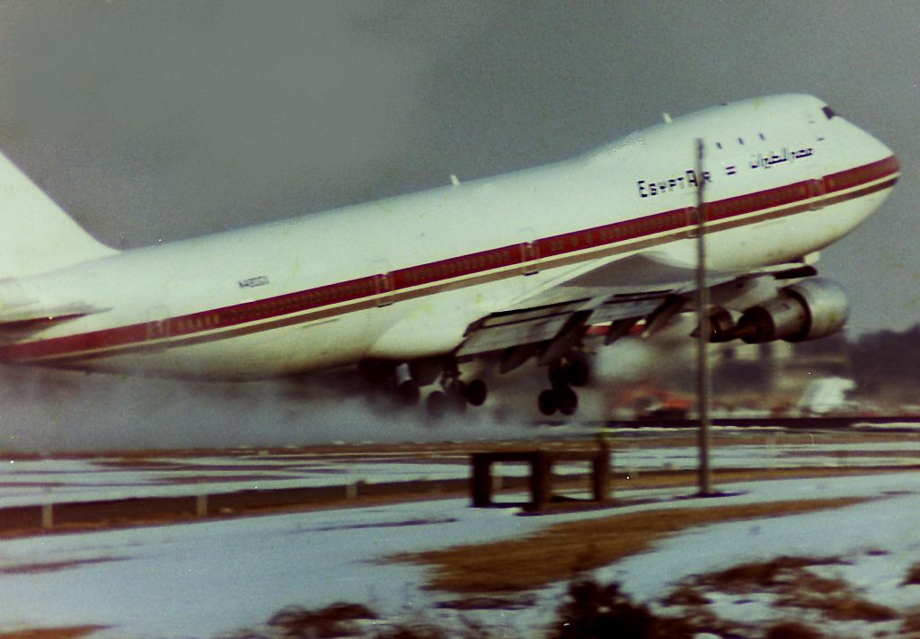 BOEING 747-100 (N480GX) - This is the picture taken before about 30 years, br /but a photo date isnt recording a photo date then, br /and is unclear.br /MS Boeing 747-130br /N480GX  19746/12  ex N610BN D-ABYA N1800Bbr /"Cleopatra"