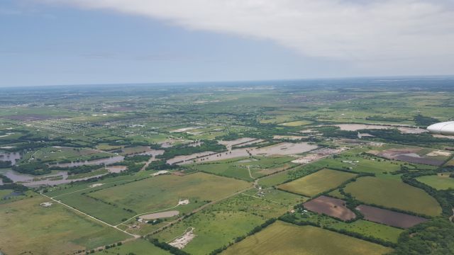 Piper Cherokee (N2833D) - Flood waters of north Tx, after receiving 200% of their monthly precipitation in a week. I ask my flight instructor what lake that was, cause its not on the sectional! 