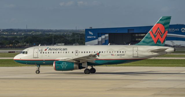 Airbus A319 (N838AW) - America West livery taxiing to depart 13R