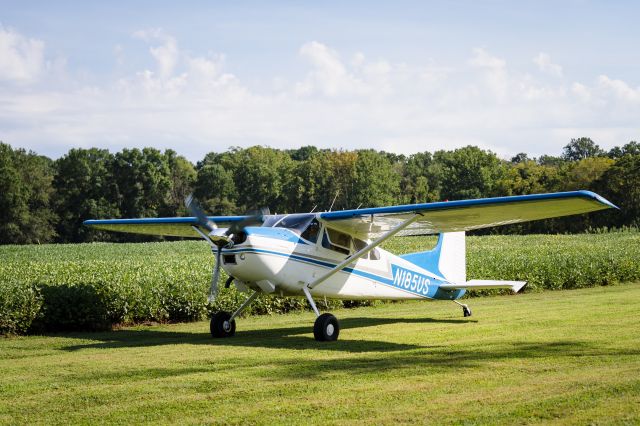 Cessna Skywagon (N185US) - A visit to Allen’s on a beatiful Saturday afternoon.