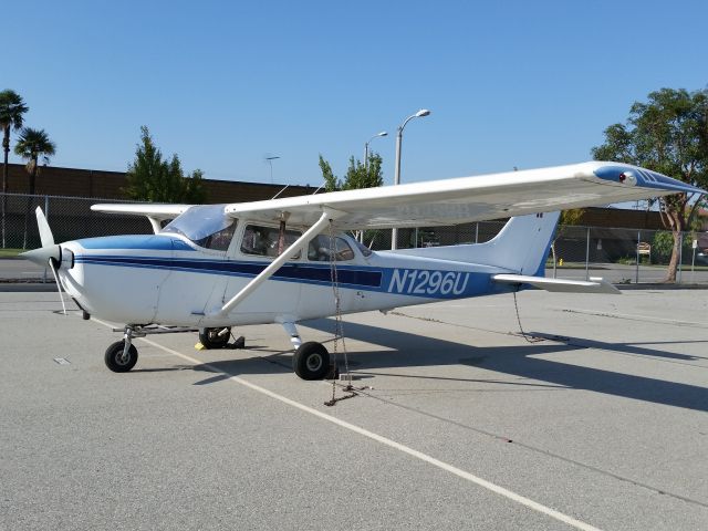 Cessna Skyhawk (N1296U) - 1976 CESSNA 172M