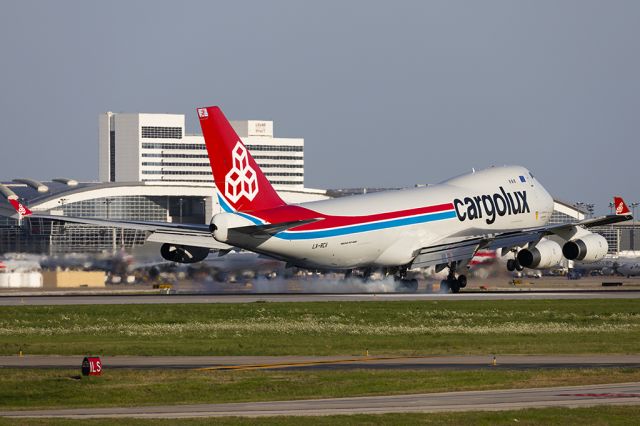 Boeing 747-400 (LX-RCV)