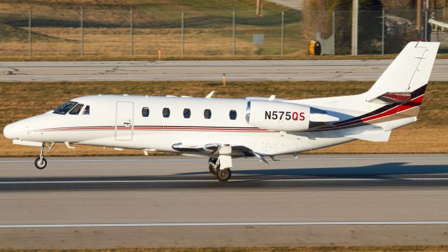 Cessna Citation Excel/XLS (N575QS) - NetJets Citation arriving from TEB