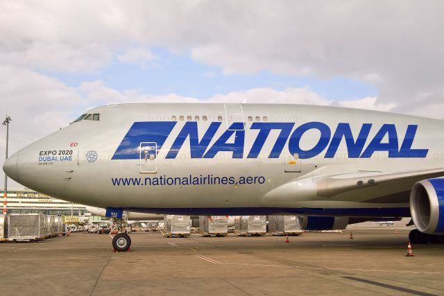 Boeing 747-400 (N952CA)
