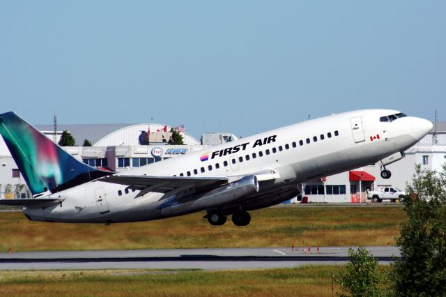 Boeing 737-200 (C-FACP)