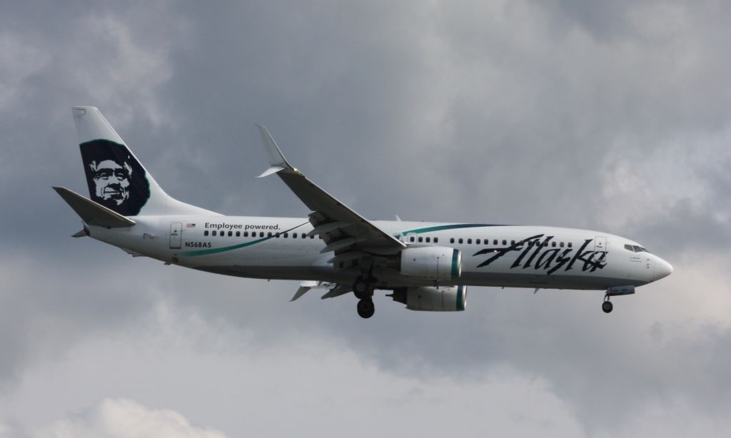 Boeing 737-800 (N568AS) - Employee Powered
