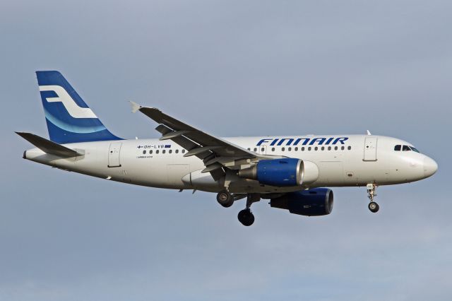 Airbus A319 (OH-LVB)