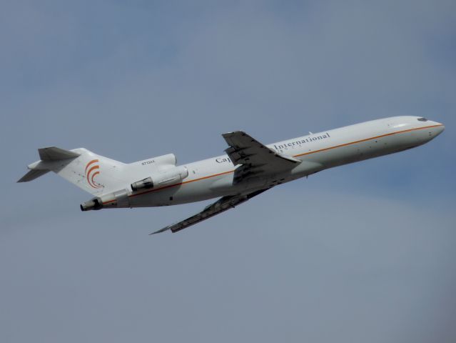 BOEING 727-200 (N713AA)