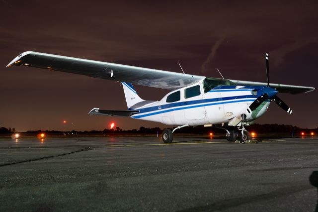 Cessna Centurion (N79843)