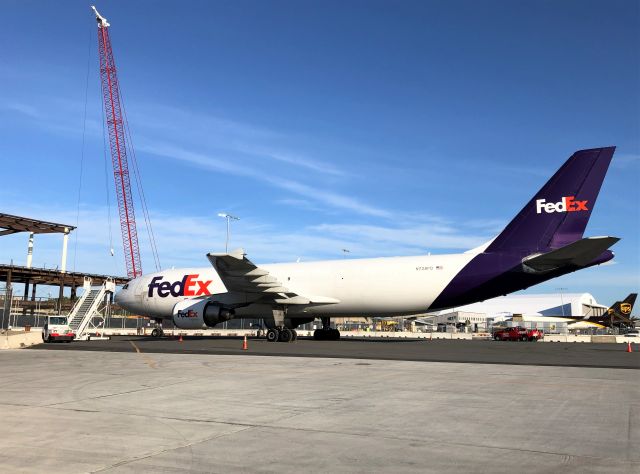 Airbus A300F4-600 (N728FD)