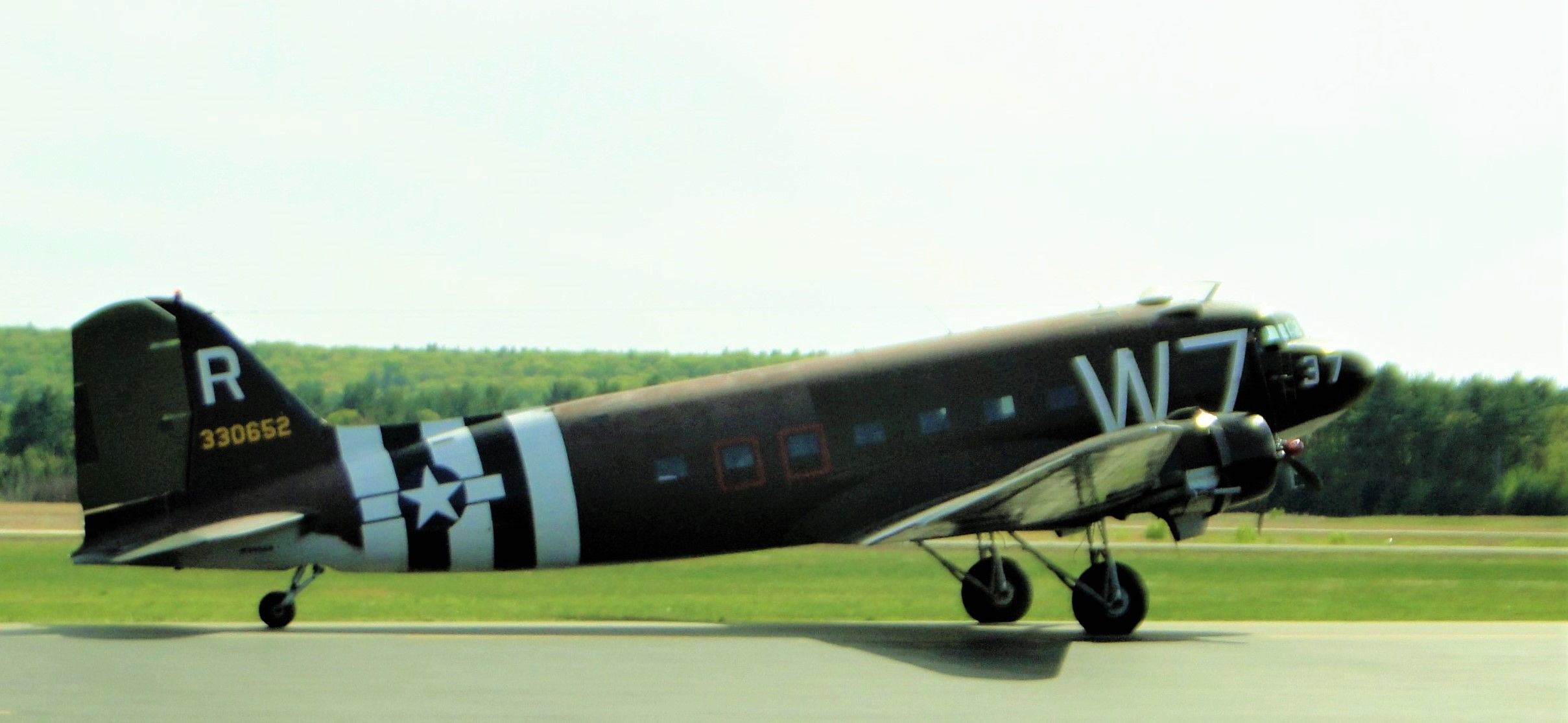 N345AB — - Whiskey 7 heading over to the Military History Expo at Orange after fueling up (other side of the field, end of runway 01).  5-18-18