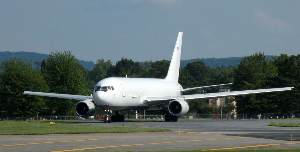 BOEING 767-200 (N795AX) - Taxiing to departure is this 1985 Cargo Aircraft Mgmt. Boeing 767-281 in the Summer of 2021.