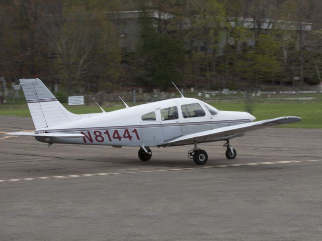 Piper Cherokee (N81441)