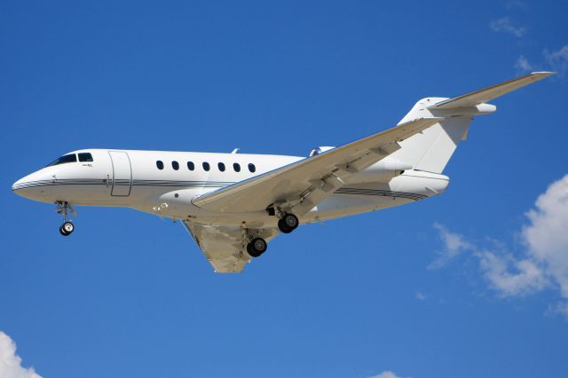 Hawker Beechcraft 4000 (N713AK)