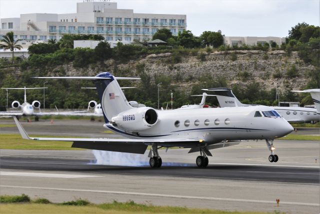 Gulfstream Aerospace Gulfstream IV (N869MD)