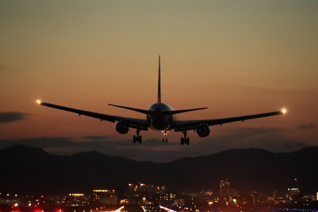 BOEING 767-300 (JA611J) - August 26th 2019:HND-HKD.