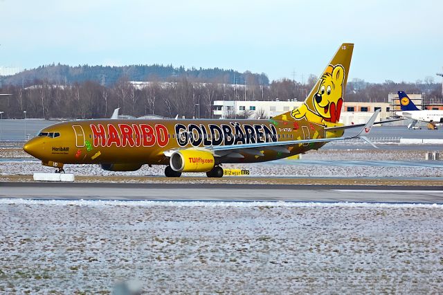 Boeing 737-800 (D-ATUD)