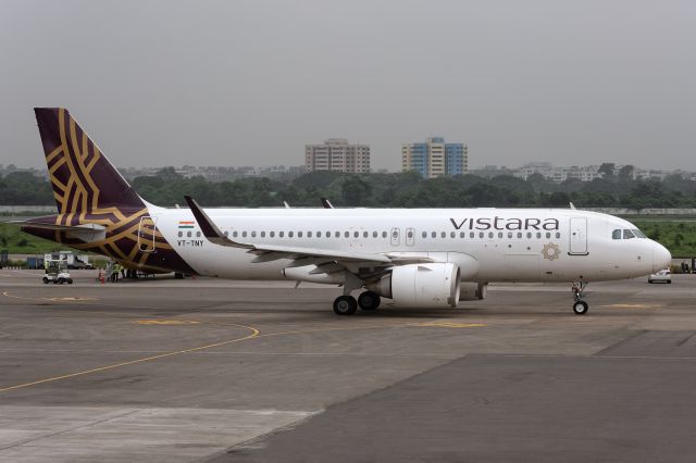 Airbus A320 (VT-TNY) - 28th August, 2024: About to taxi out for departure to Mumbai Chatrapati Shivaji as flight UK 184 from Dhaka's Zia International Airport. 