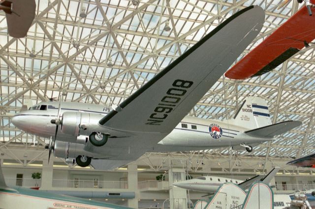Douglas DC-3 (N138D) - Displayed in Alaska Airlines colours as NC91008