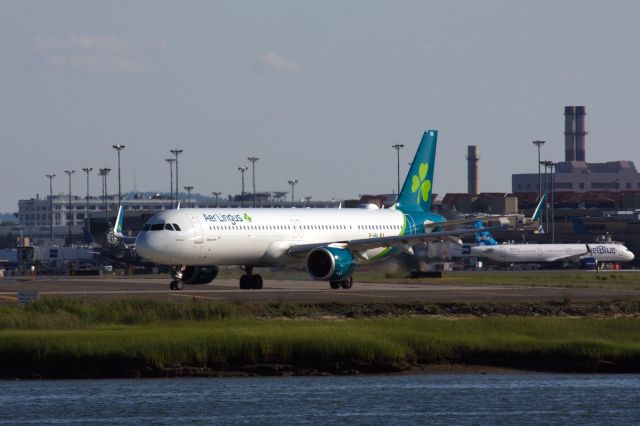 Airbus A321neo (EI-LRA)