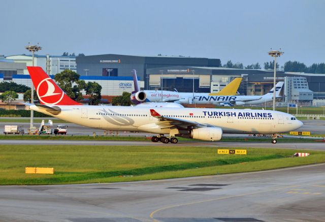 Airbus A330-300 (TC-JNL)