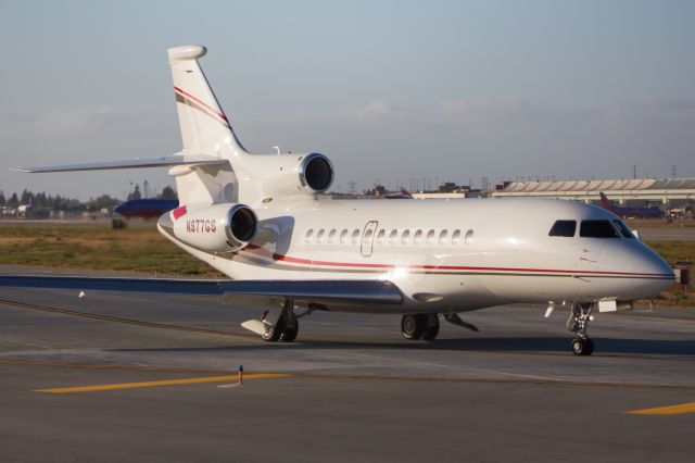 Dassault Falcon 7X (N977GS)