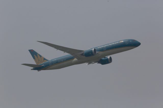 Boeing 787-9 Dreamliner (VN-A866)
