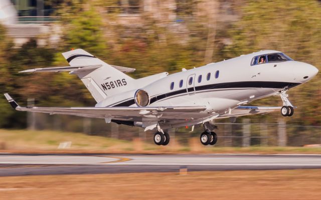 Hawker 800 (N581RS) - PDK Spotting platform; Canon EOS SL1, EF400mm f/5.6L