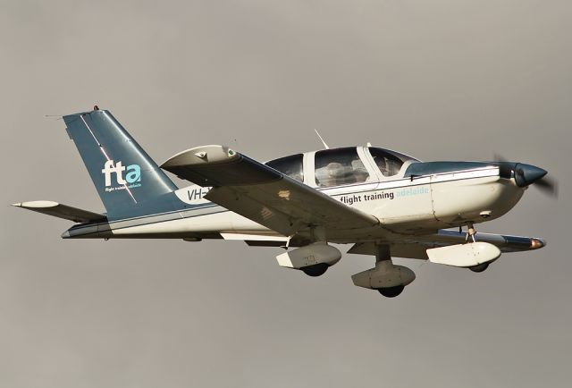 Socata Tobago (VH-YTI) - FLIGHT TRAINING ADELAIDE - SOCATA TB-10 TOBAGO - REG VH-YTI (CN 1514) - PARAFIELD ADELAIDE SA. AUSTRALIA - YPPF (7/5/2015)