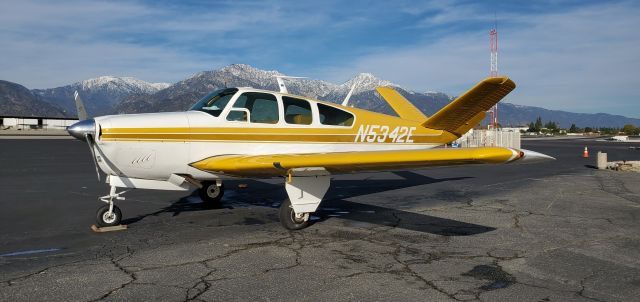 Beechcraft 35 Bonanza —