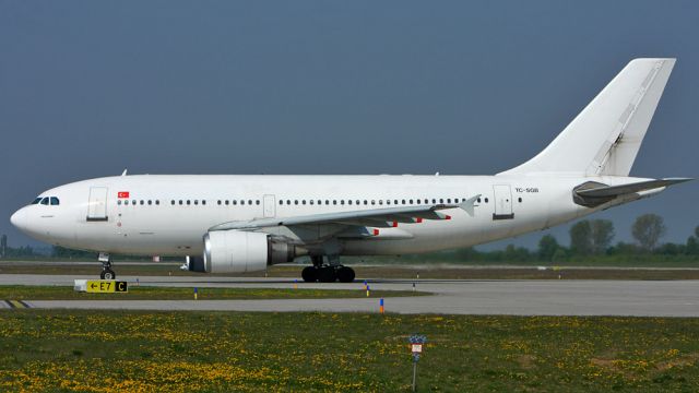 Airbus A310 (TC-SGB) - Ariana Afghan Airline, first landing in Leipzig.