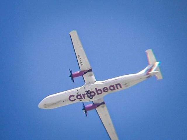 Aerospatiale ATR-72-600 (9Y-TTI) - Low decent into Piarco