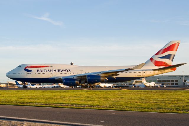 Boeing 747-400 (G-BNLN)