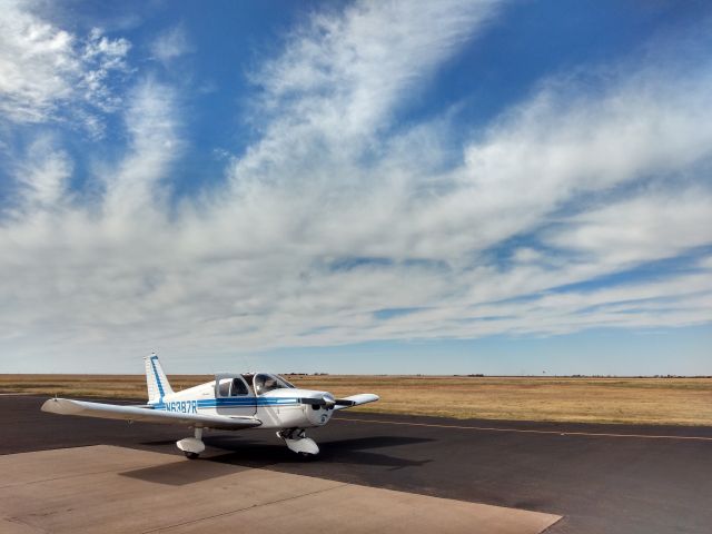 Piper Cherokee (N6387R)