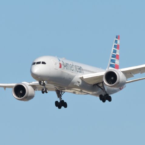 Boeing 787-8 (N806AA) - Visible is the rotation of the engines, seconds from landing, March 2020.