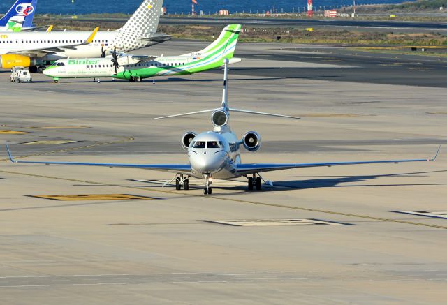 Dassault Falcon 7X (CS-TLY)