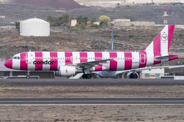 Airbus A320 (D-AICS)