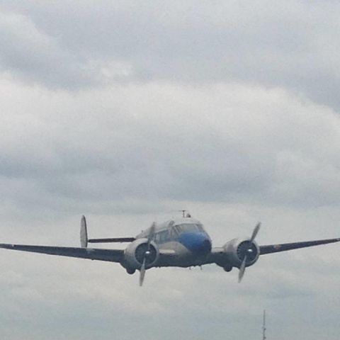 Beechcraft 18 (N9669N)