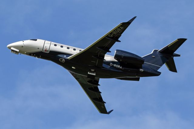 Embraer Legacy 550 (G-RORA)