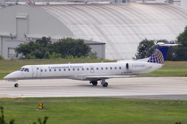 Embraer ERJ-145 (N12996) - Seen at KBWI on 7/11/2009.  Overcast skies.      a href=http://discussions.flightaware.com/profile.php?mode=viewprofile&u=269247  Profile/a