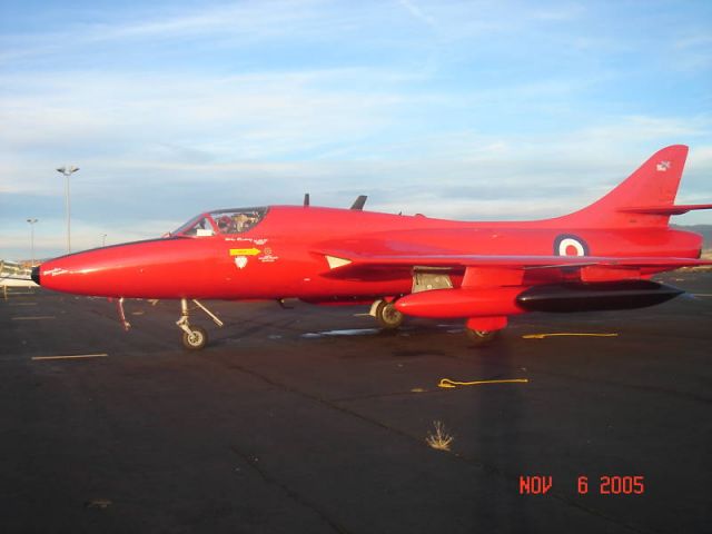 Hawker Hunter (N617NL)