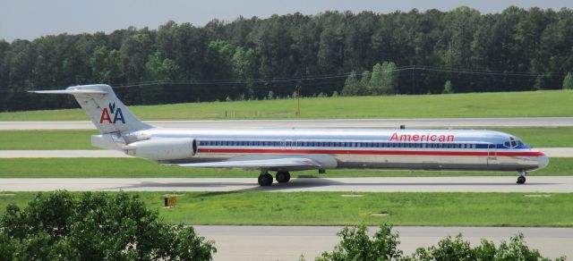 McDonnell Douglas MD-83 (N962TW) - One of the later build TWA Mad Dogs off to ORD.