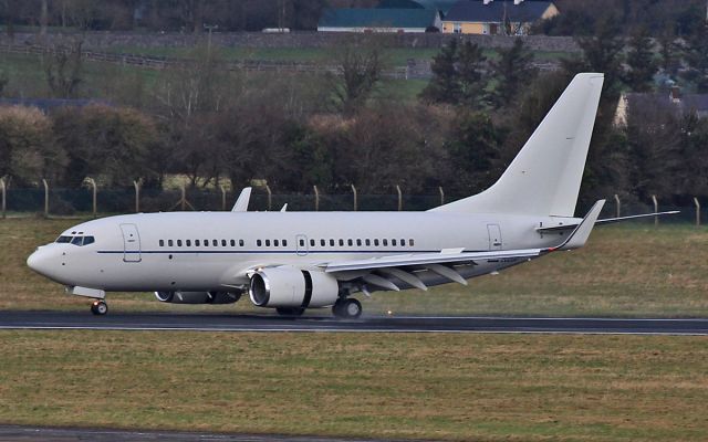 02-0202 — - usaf ang c-40c 020202 landing at shannon 2/2/14.